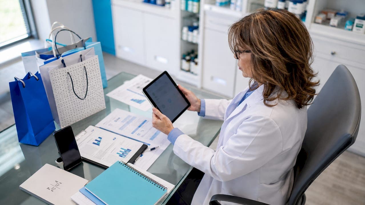 Pharmacy Marketing Strategies 2026: Independent Owner's Guide