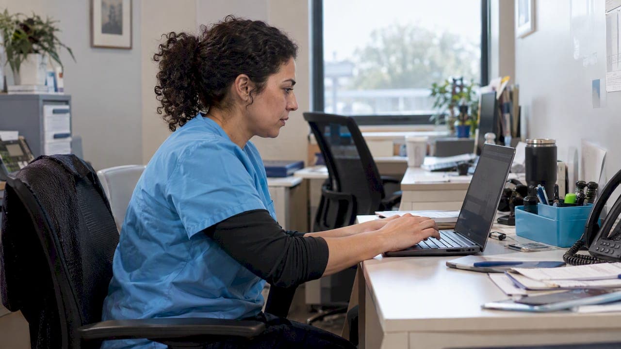 GA4 Healthcare Setup: A HIPAA-Aware Guide for Clinics